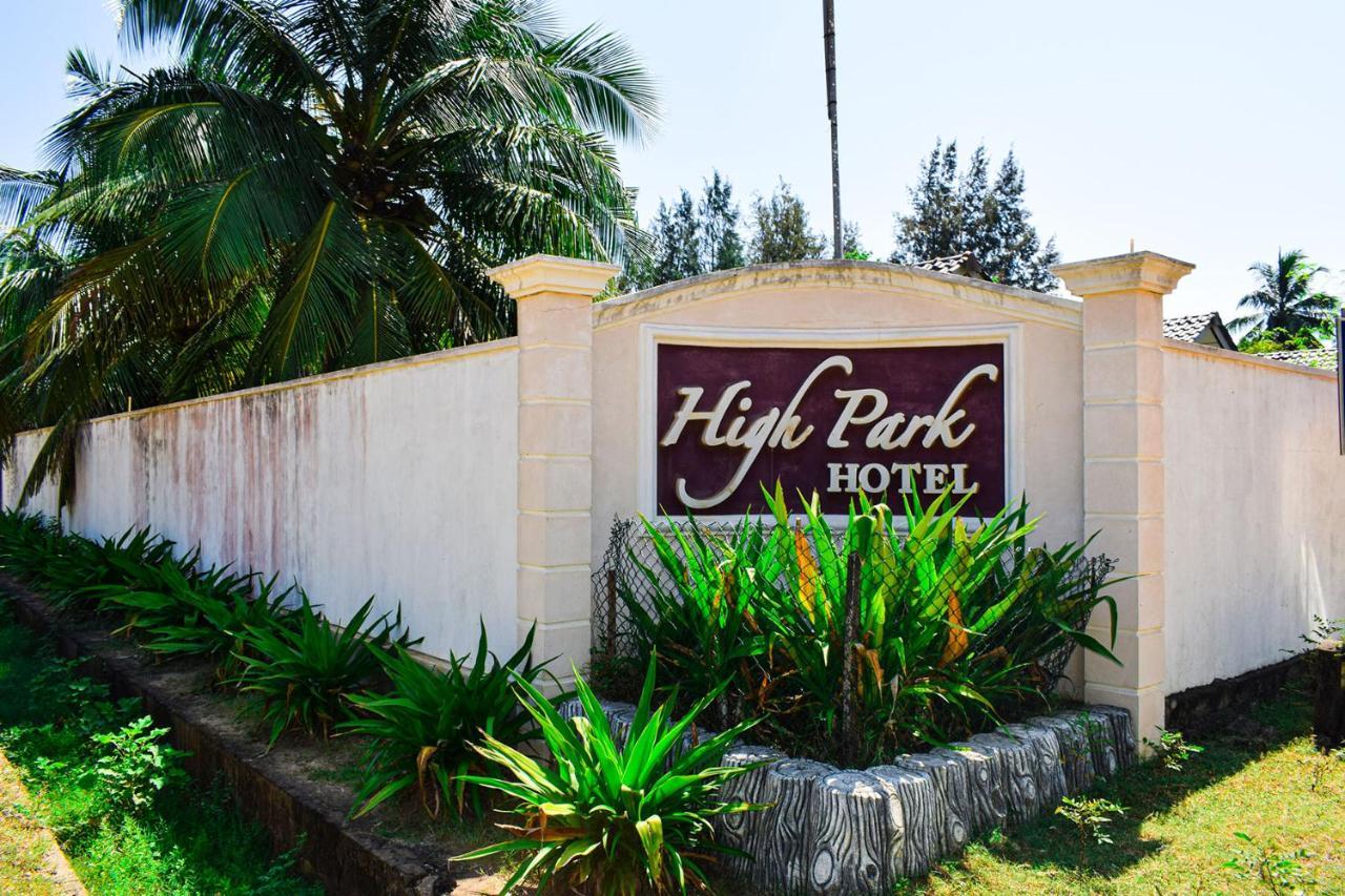 Hotel High Park 3*
